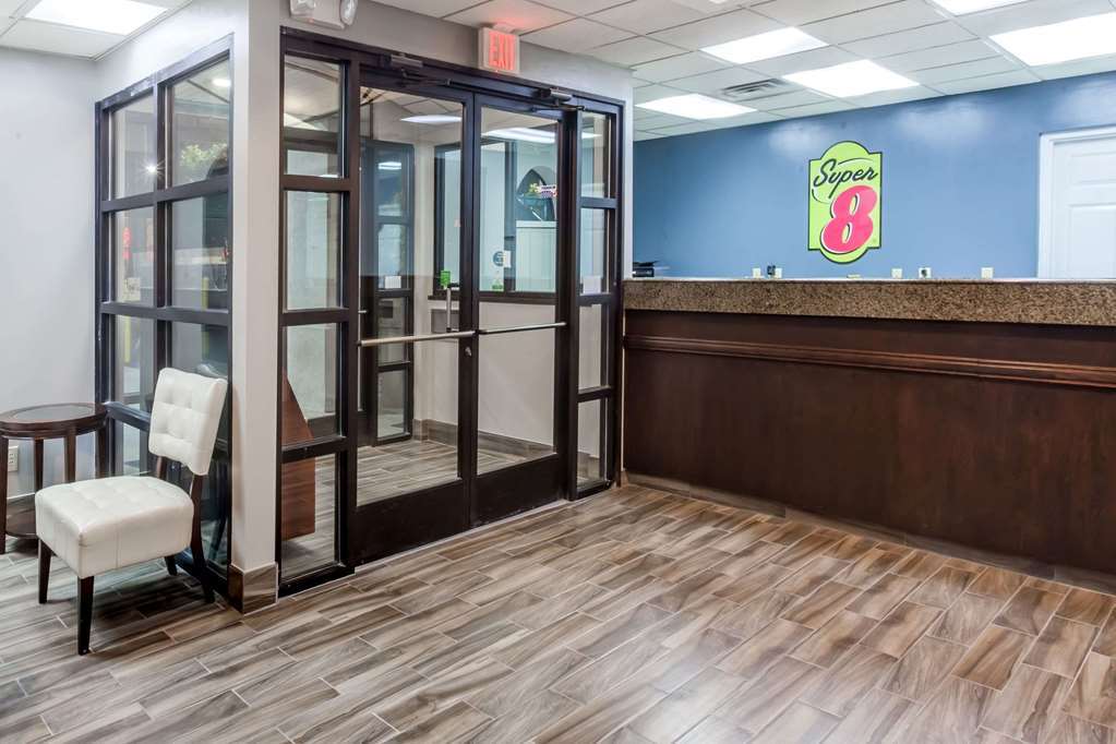 Super 8 By Wyndham Murfreesboro